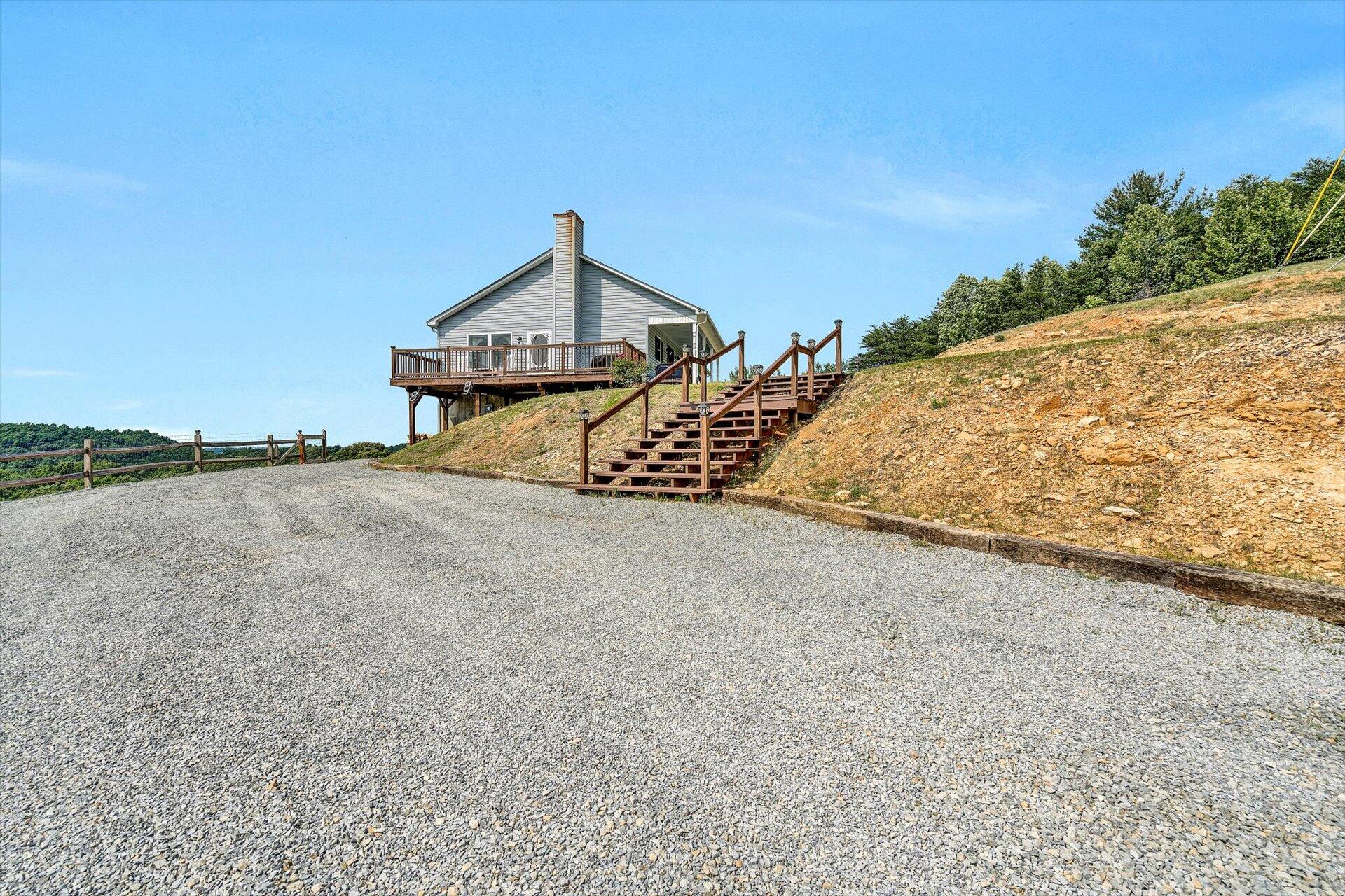 540 Longfield Road Fincastle, VA 24090 - Photo 45 of 59 45-061320230192