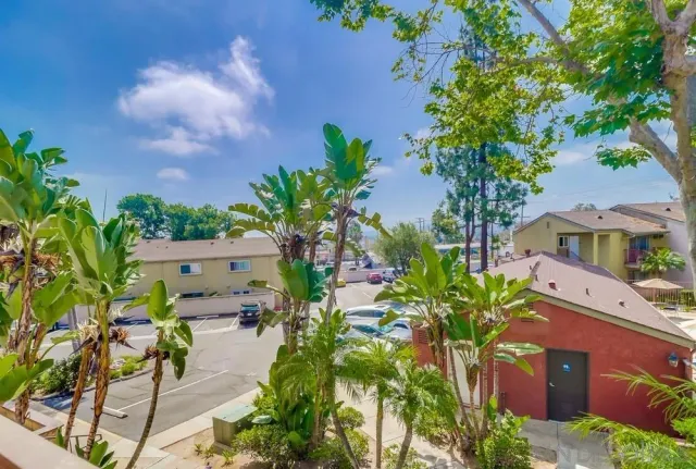 a view of yard with seating area