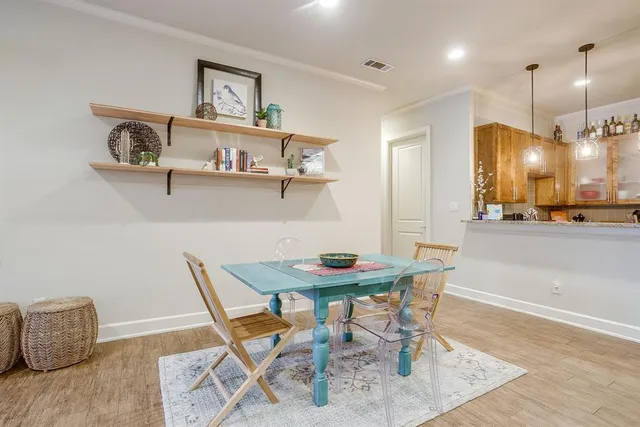 $499,000 | 2800 Sandage Avenue, Unit 105, Fort Worth, TX 76109