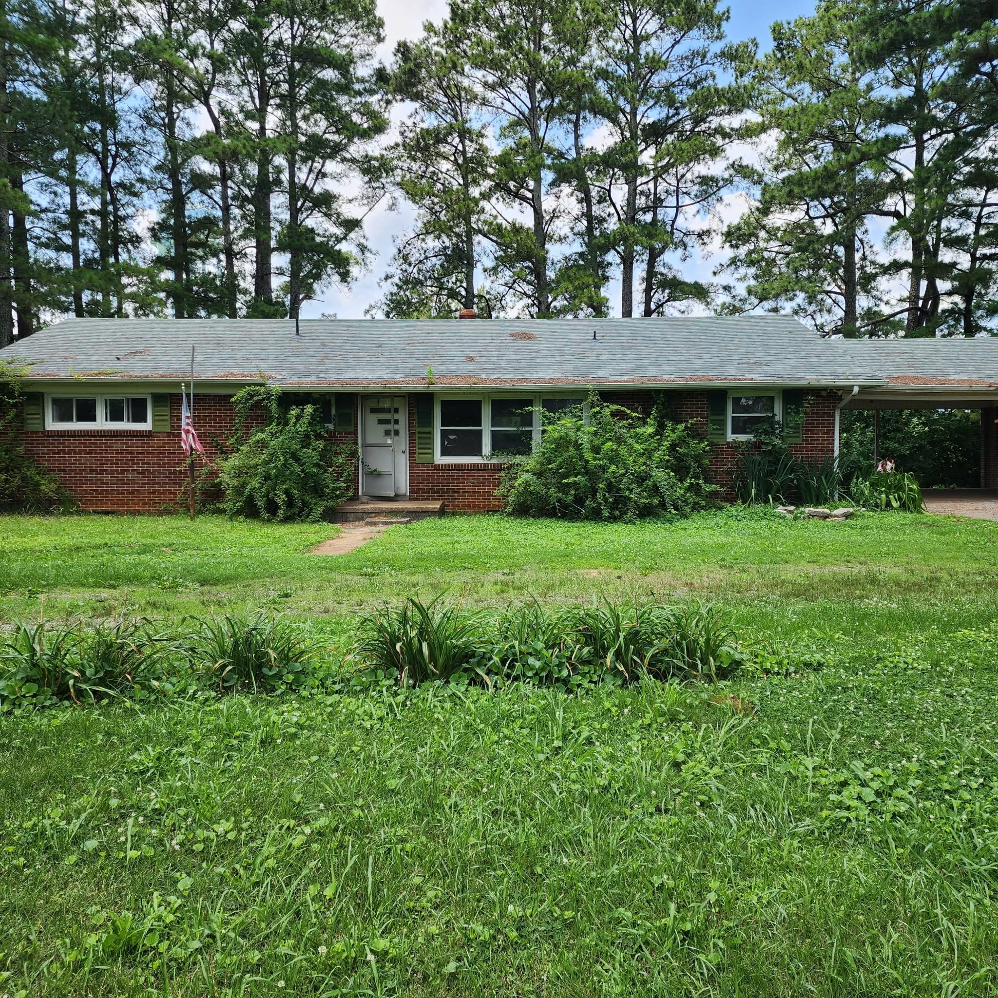 1202 North Main Street St. Joseph, TN 38481 - Photo 1 of 14