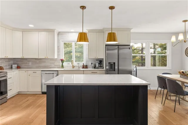 $518,000 | 5900 Palomino Drive, St. Joseph, MO 64505