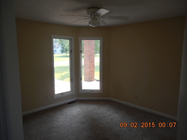 809 South Buckingham Road Yorktown, IN 47396 - Photo 12 of 28 Gallery Image 12