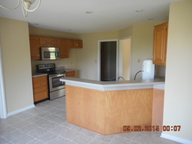 809 South Buckingham Road Yorktown, IN 47396 - Photo 4 of 28 Gallery Image 4
