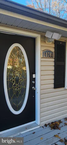 a view of a entryway door of the house