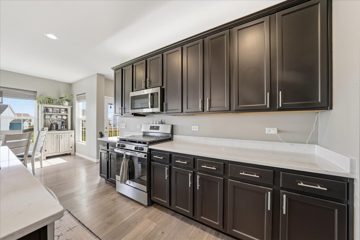 21127 Coventry Circle Shorewood, IL 60404 - Photo 15 of 37