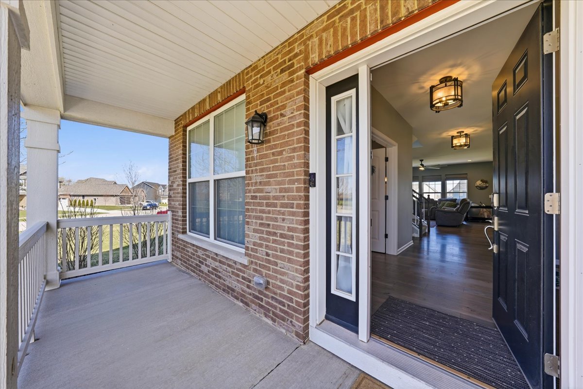 21127 Coventry Circle Shorewood, IL 60404 - Photo 3 of 37