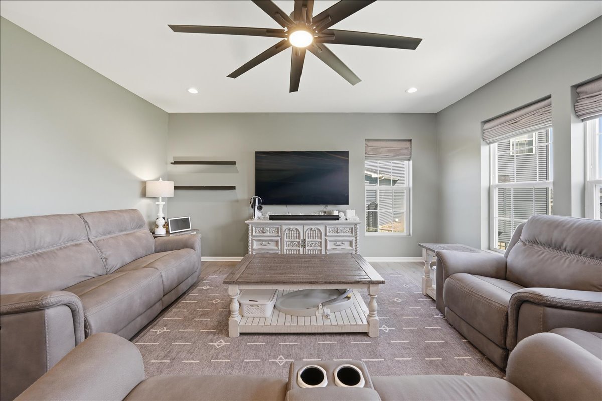 21127 Coventry Circle Shorewood, IL 60404 - Photo 9 of 37