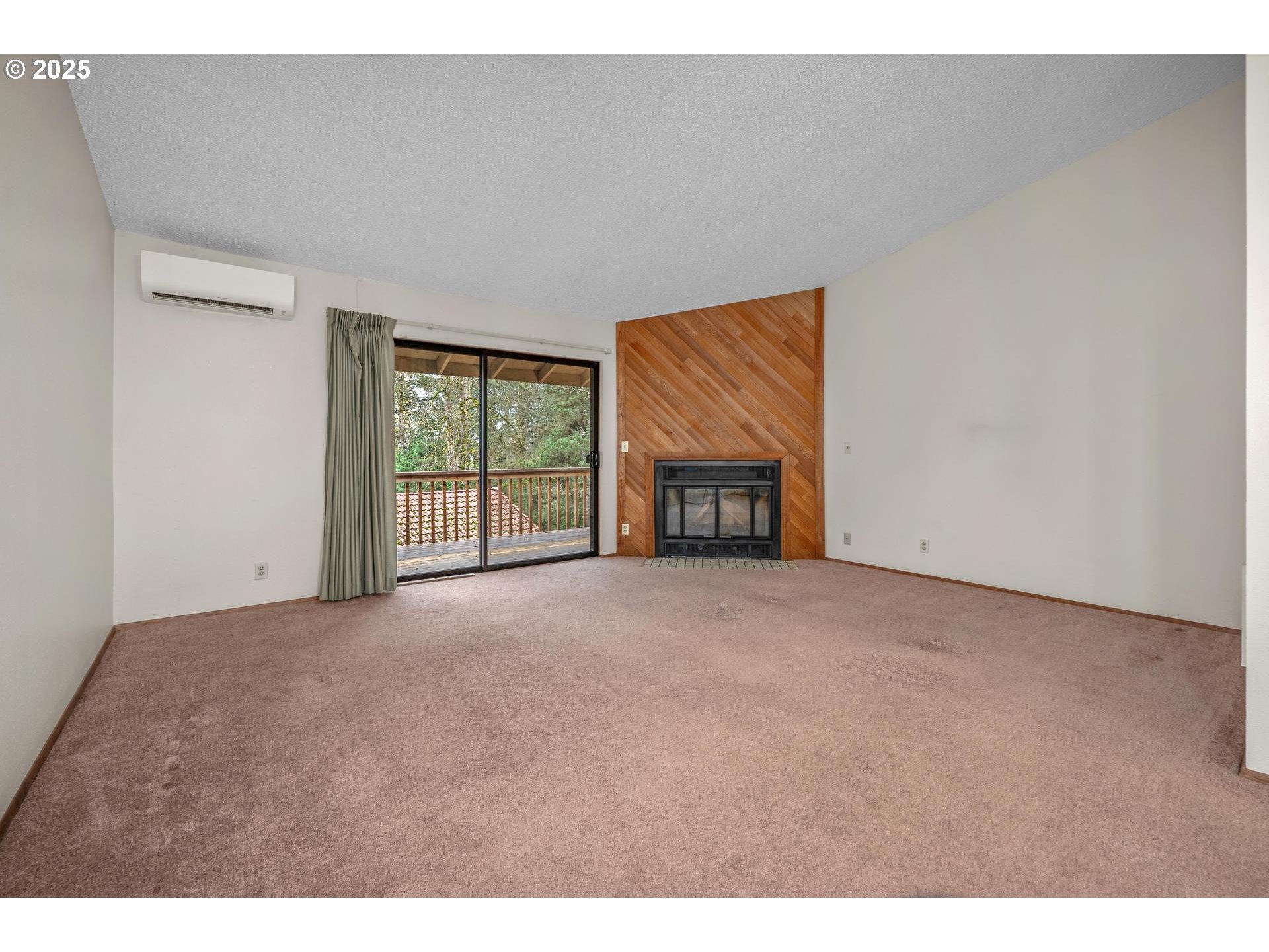 2802 Tree Top Lane West Linn, OR 97068 - Photo 6 of 37