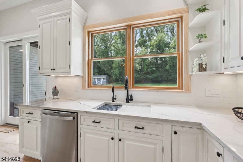 5 Shores Road Randolph, NJ 07869 - Photo 15 of 50