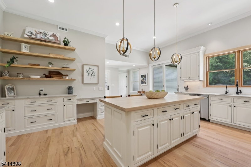 5 Shores Road Randolph, NJ 07869 - Photo 9 of 50