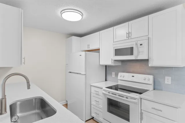 $219,900 | 1980 Bent Grass Drive, Unit F, Surfside Beach, SC 29575