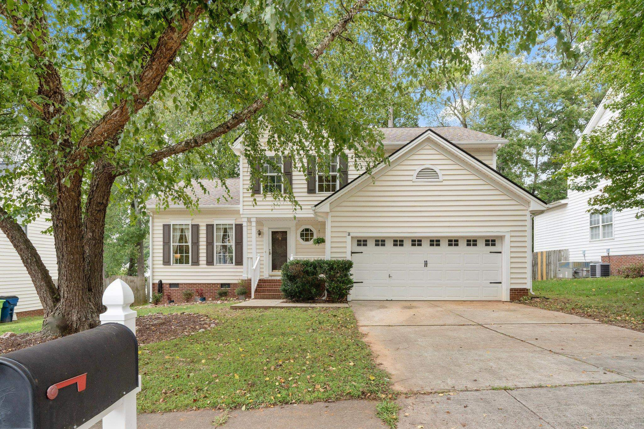 8813 Harps Mill Road Raleigh, NC 27615 - Photo 2 of 28 Photo 2