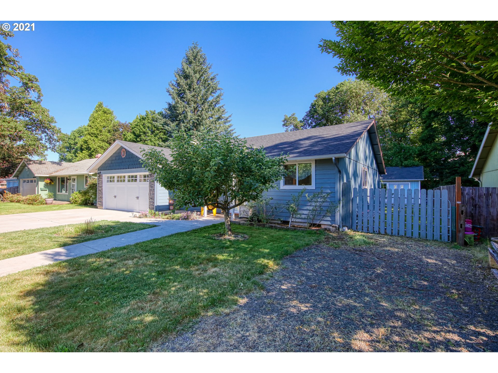6870 B Street Springfield, OR 97478 - Photo 2 of 22