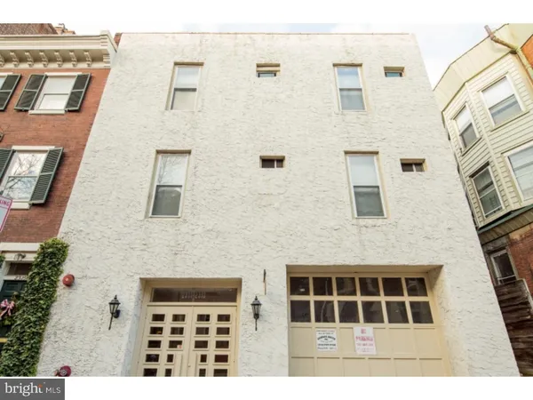 $2,030 | 2311 Spruce Street, Unit 204, Philadelphia, PA 19103