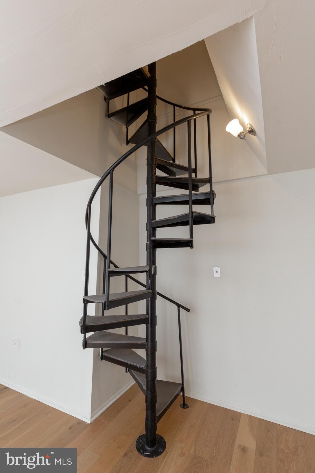 2311 Spruce Street, Unit 204 Philadelphia, PA 19103 - Photo 18 of 34