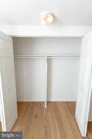 a view of utility room