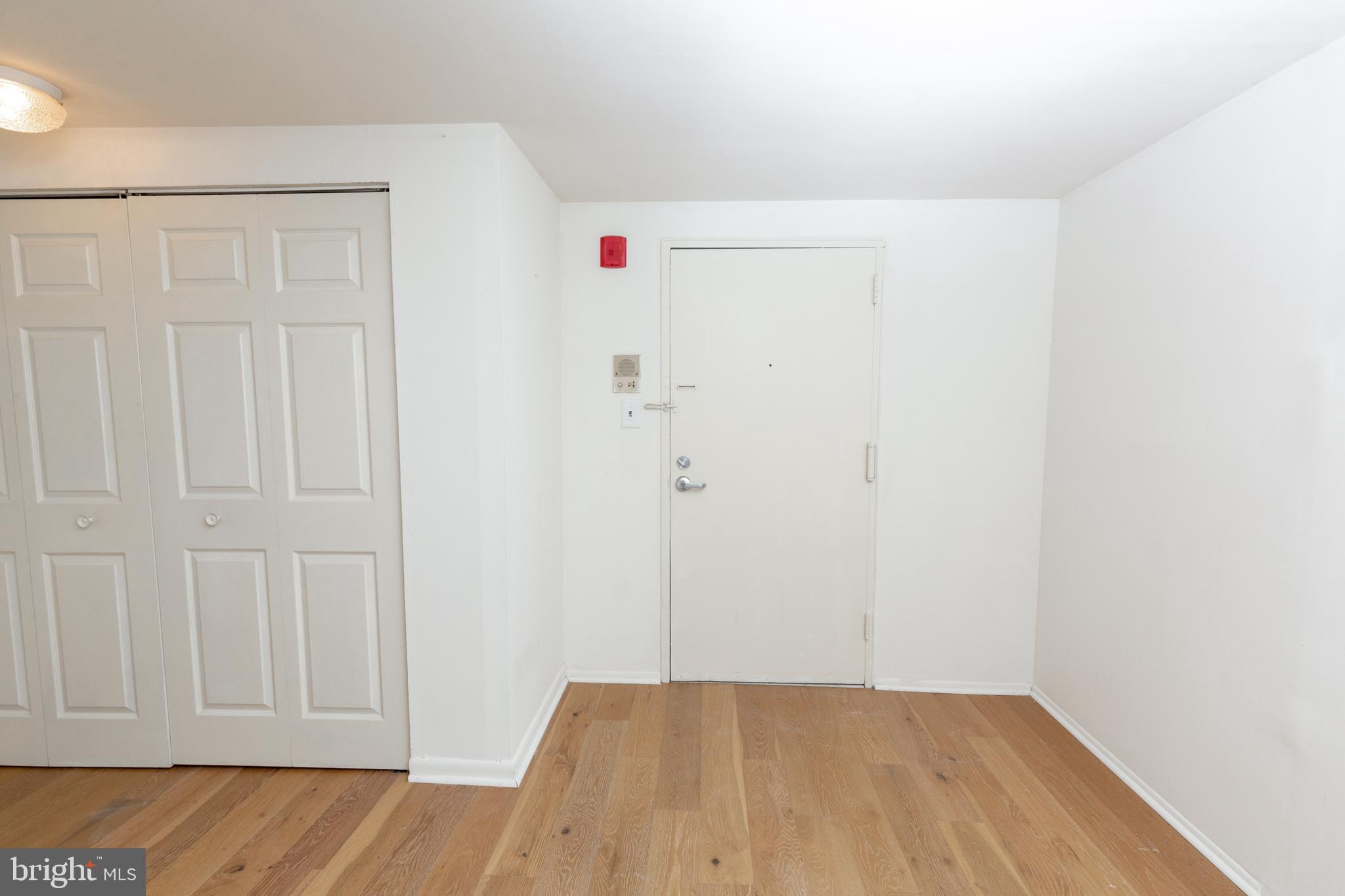 2311 Spruce Street, Unit 204 Philadelphia, PA 19103 - Photo 25 of 34