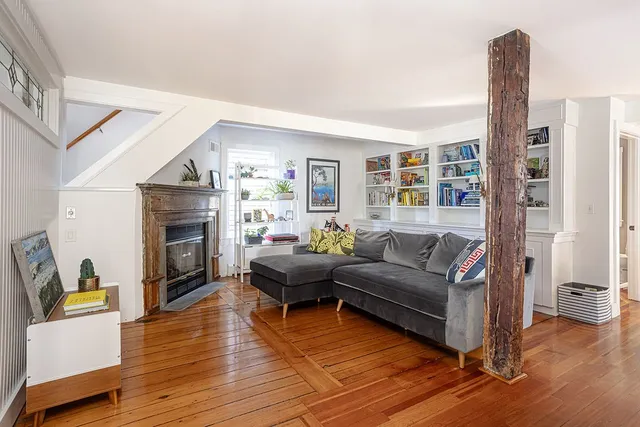 $1,195,000 | 3 Vicksburg Place, Newport, RI 02840