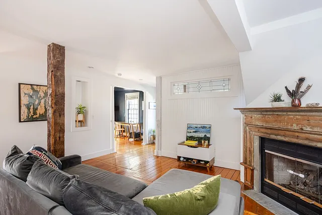 $1,195,000 | 3 Vicksburg Place, Newport, RI 02840