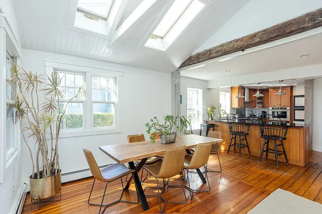 $1,195,000 | 3 Vicksburg Place, Newport, RI 02840