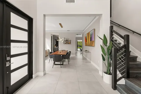 $1,290,000 | 15450 Northwest 88th Avenue, Miami Lakes, FL 33018