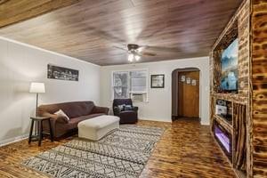 580 Tevebaugh Hollow Road Freedom, PA 15042 - Photo 6 of 44