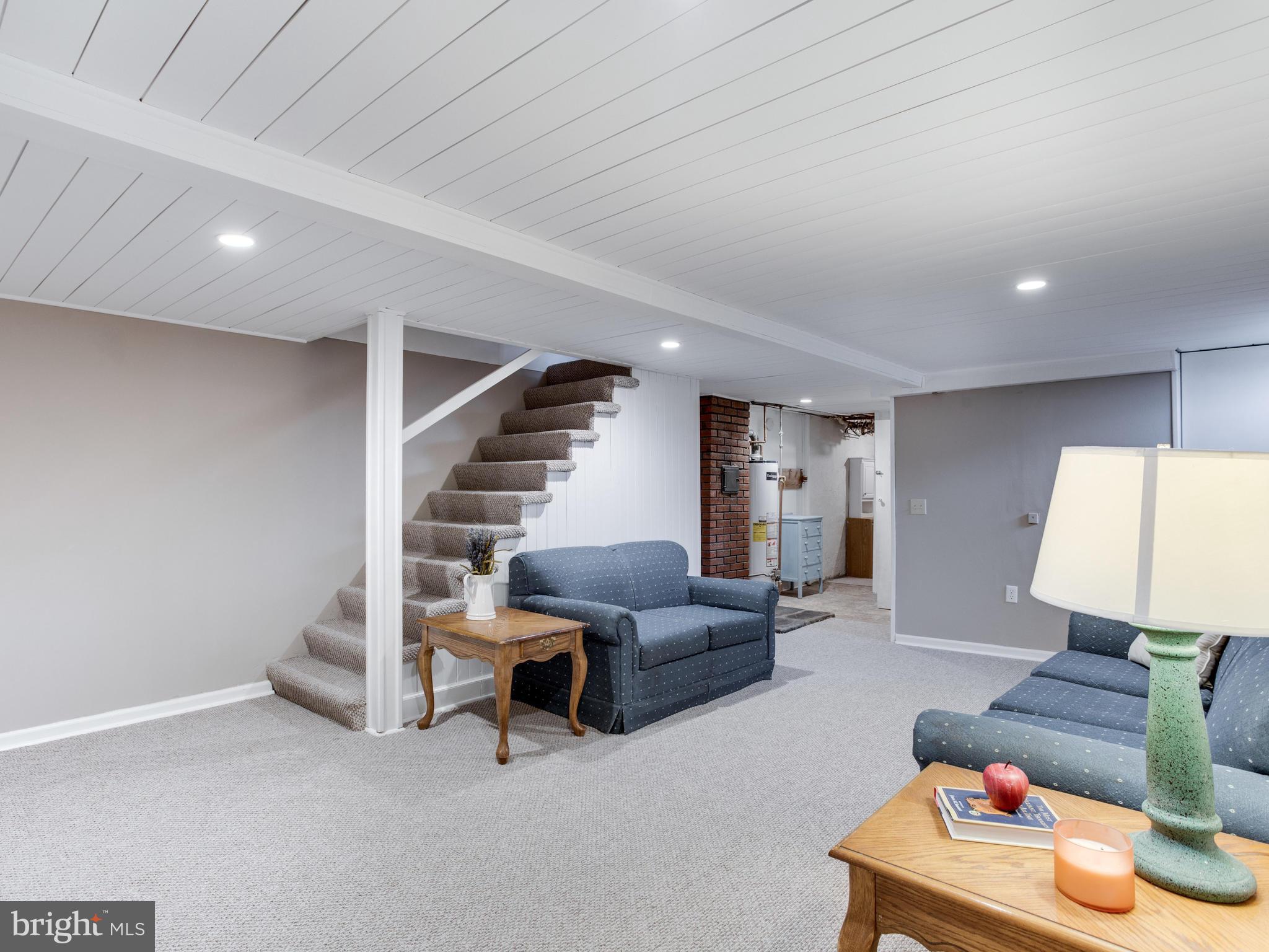 213 West Riverview Road Baltimore, MD 21225 - Photo 22 of 29 Family Room