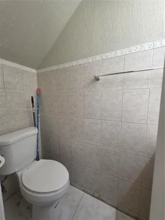 $2,350 | 1811 Southwest 107th Avenue, Unit 2305, Miami, FL 33165