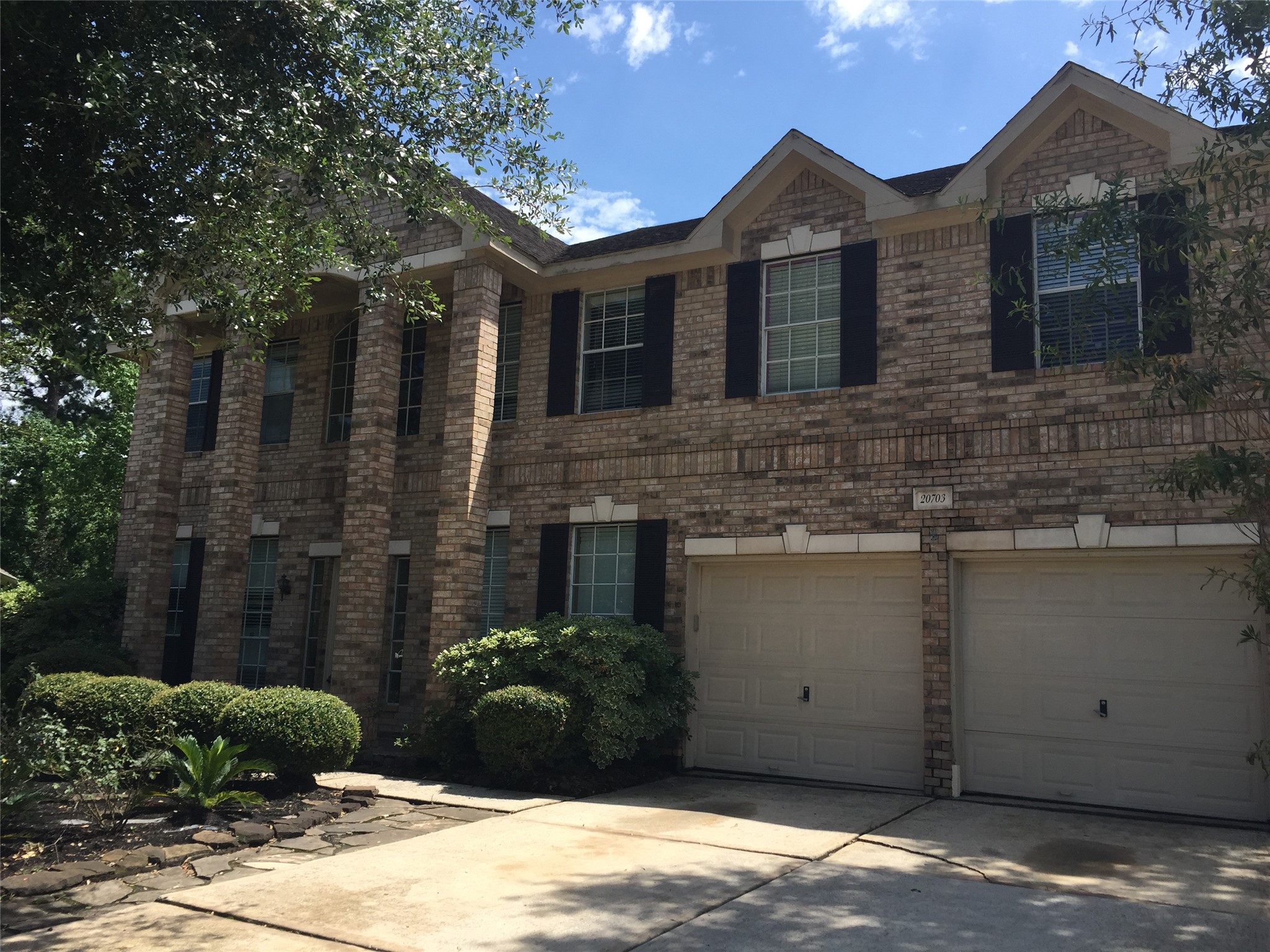 20703 Riviere Lane Spring, TX 77388 - Photo 2 of 50