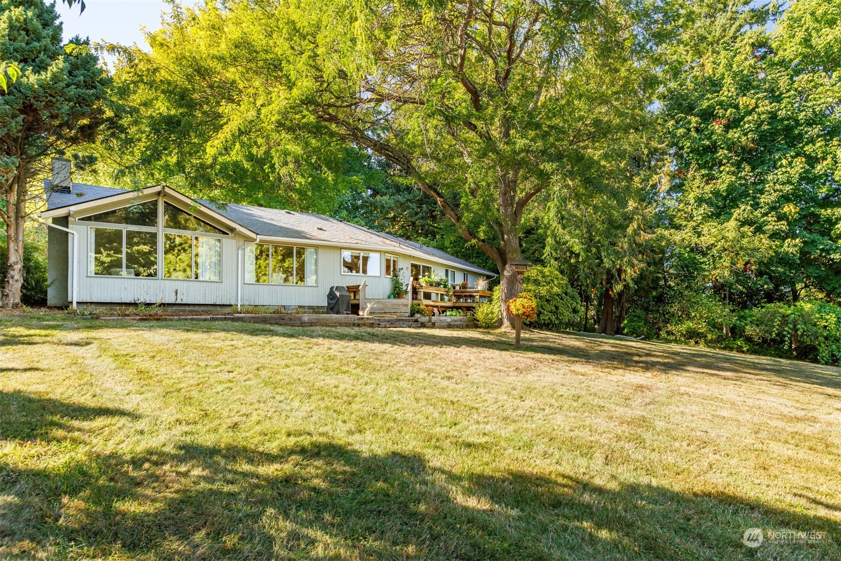 5988 Medcalf Road Bellingham, WA 98226 - Photo 32 of 39 Gallery Image 32