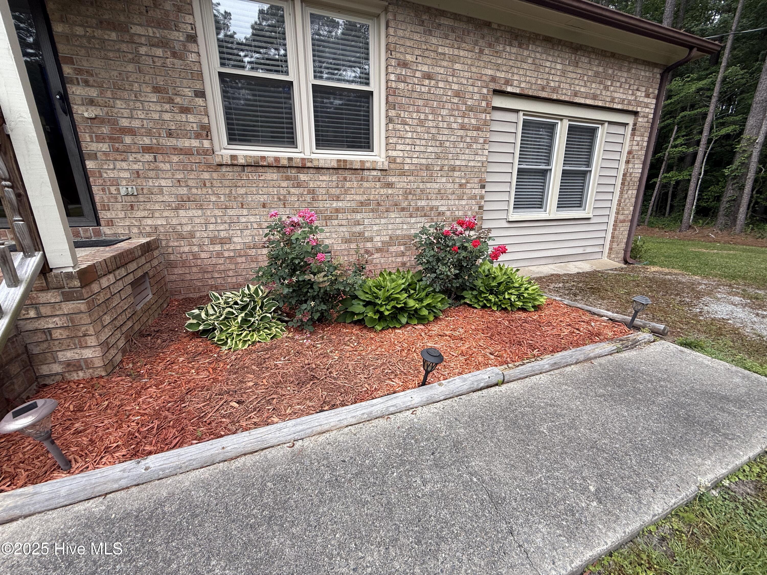185 Pate Road New Bern, NC 28562 - Photo 9 of 41 IMG_7668