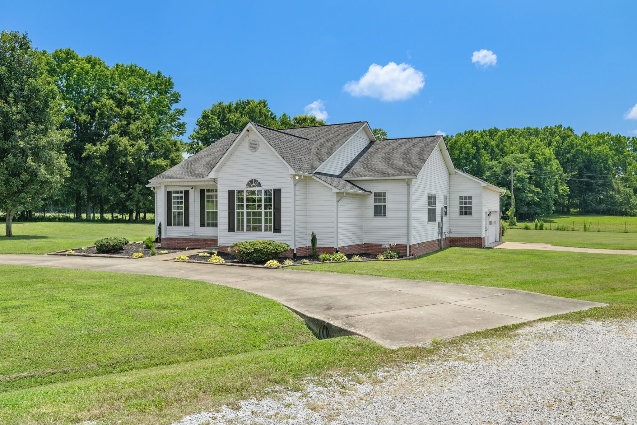 41 Harding Road Leoma, TN 38468 - Photo 17 of 47