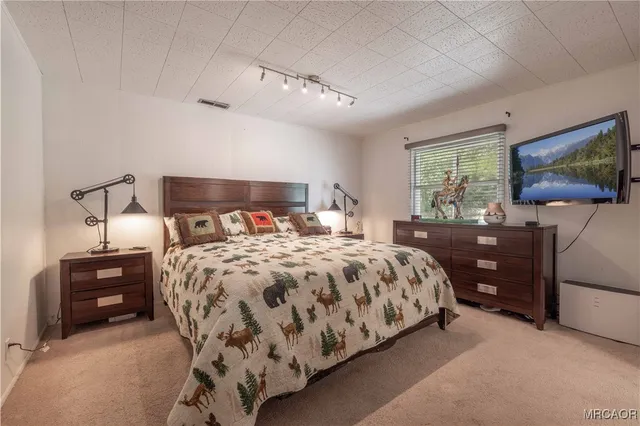 $569,900 | 42966 Moonridge Road, Big Bear Lake, CA 92315