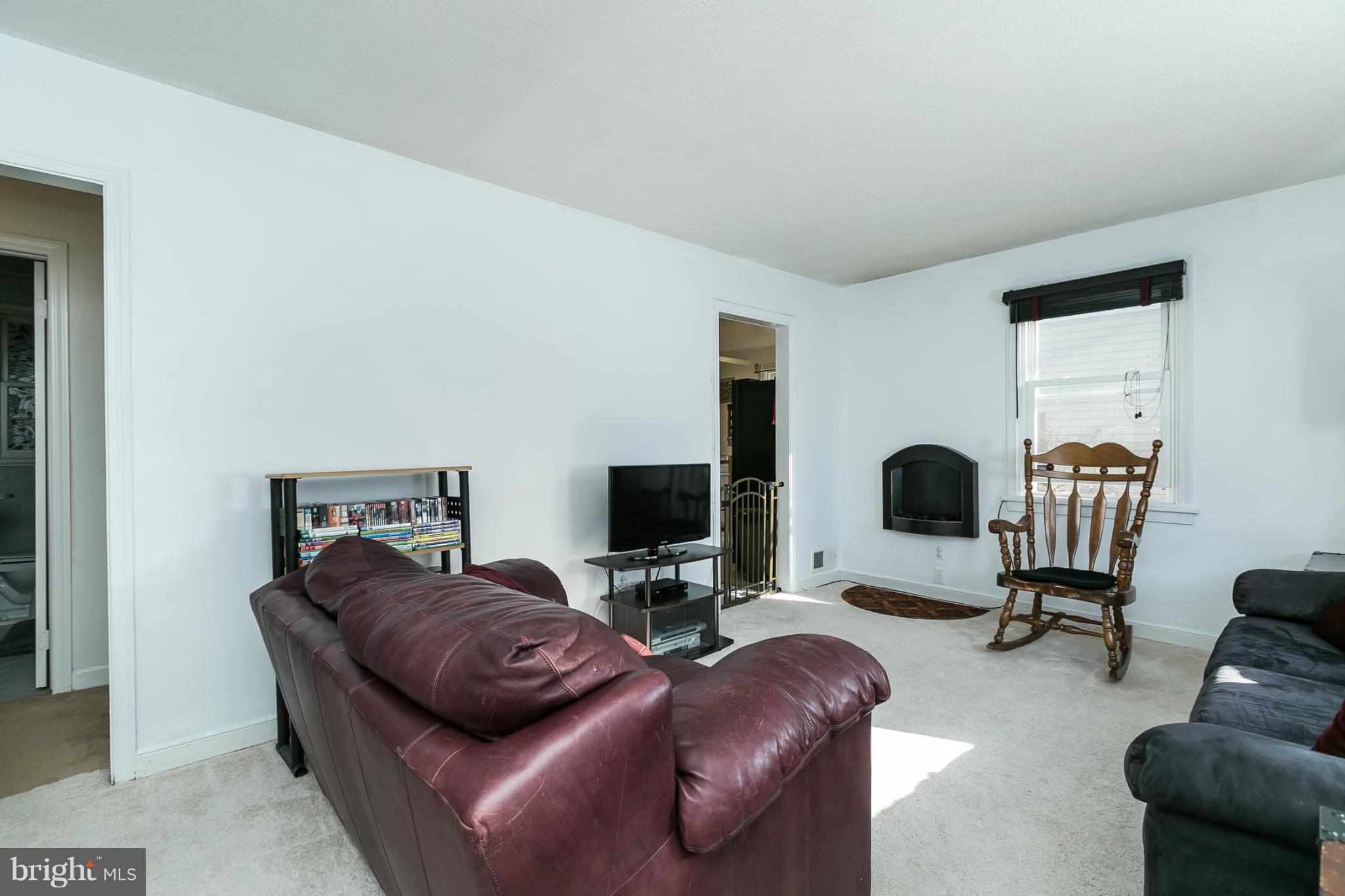 2805 Sheraton Street Silver Spring, MD 20906 - Photo 5 of 24 Family Room