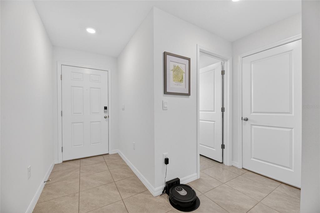 3345 Blue Estuary Road Wimauma, FL 33598 - Photo 3 of 57