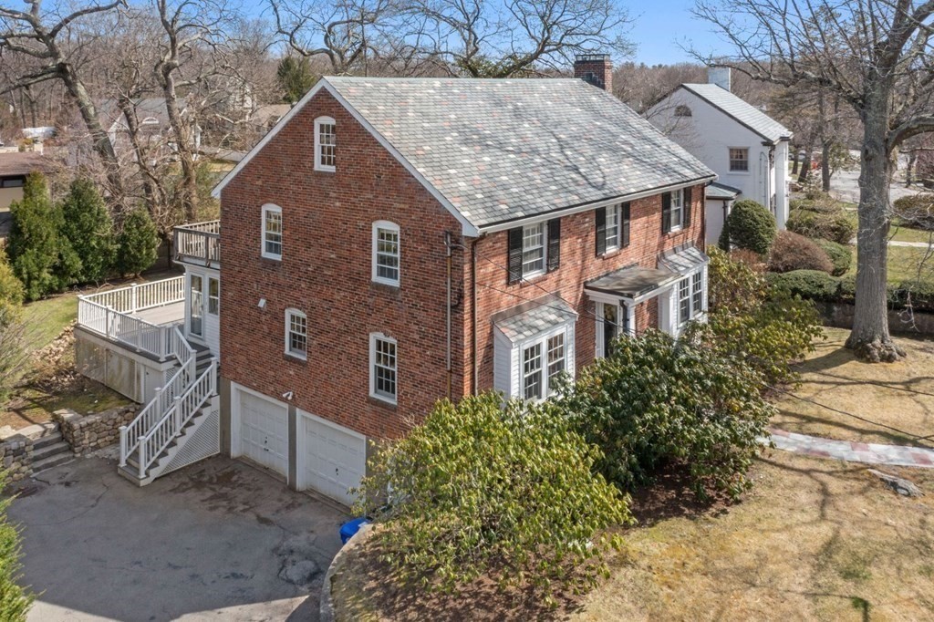 39 Arlington Road Brookline, MA 02467 - Photo 29 of 33