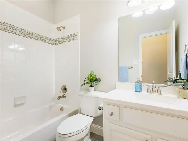 $822,500 | 108 Wiltshire Boulevard, Lewisville, TX 75056