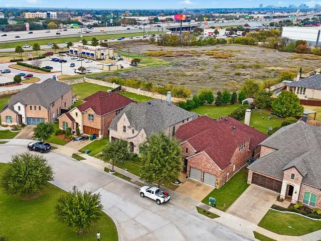 $822,500 | 108 Wiltshire Boulevard, Lewisville, TX 75056