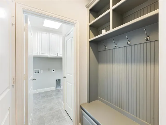 $822,500 | 108 Wiltshire Boulevard, Lewisville, TX 75056