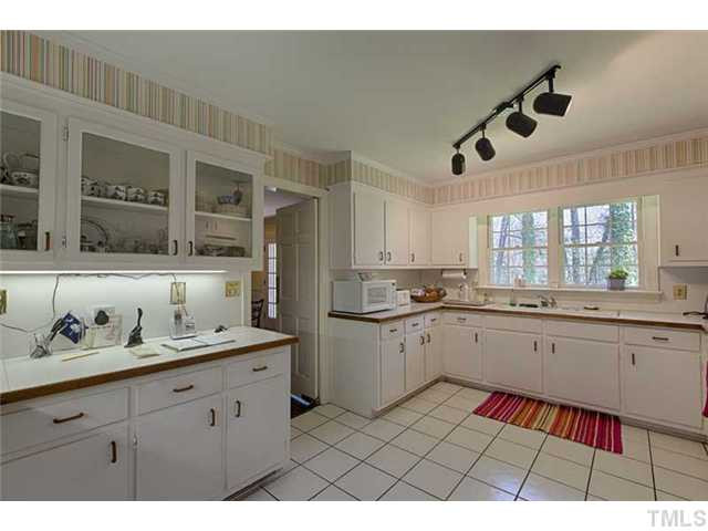 3915 Hope Valley Road Durham, NC 27707 - Photo 11 of 24 Photo 12