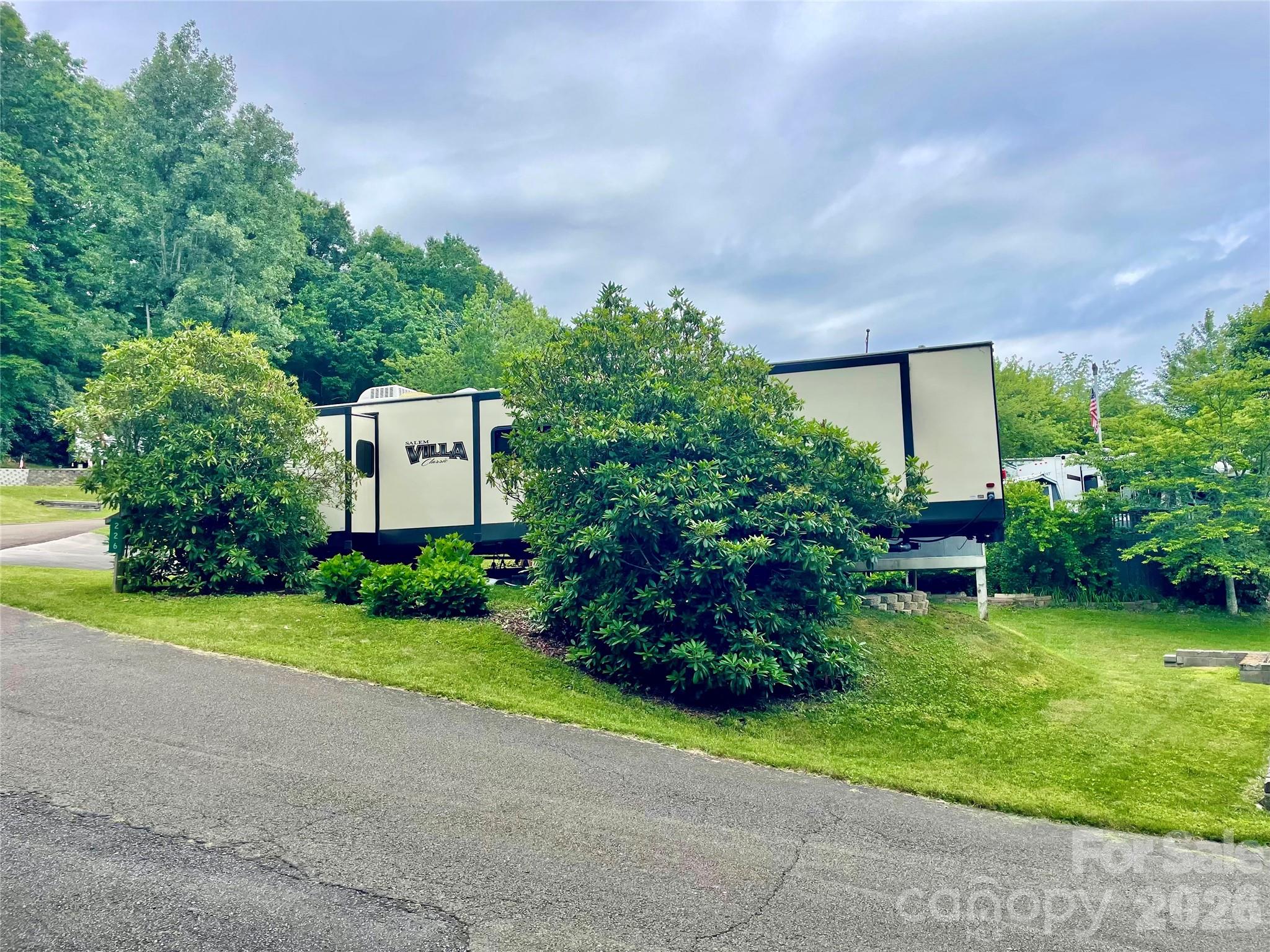 226 Saddle Ridge Drive Ennice, NC 28623 - Photo 19 of 23