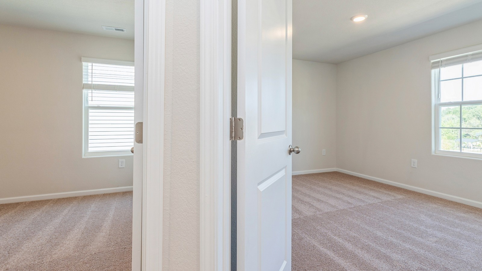 2333 Nabali Way Murfreesboro, TN 37127 - Photo 21 of 38 an empty room with windows