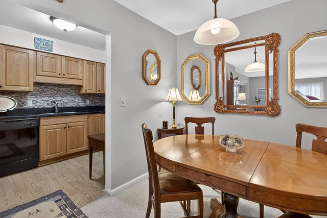 $109,900 | 806 West Michigan Avenue, Unit 108W, Jackson, MI 49202