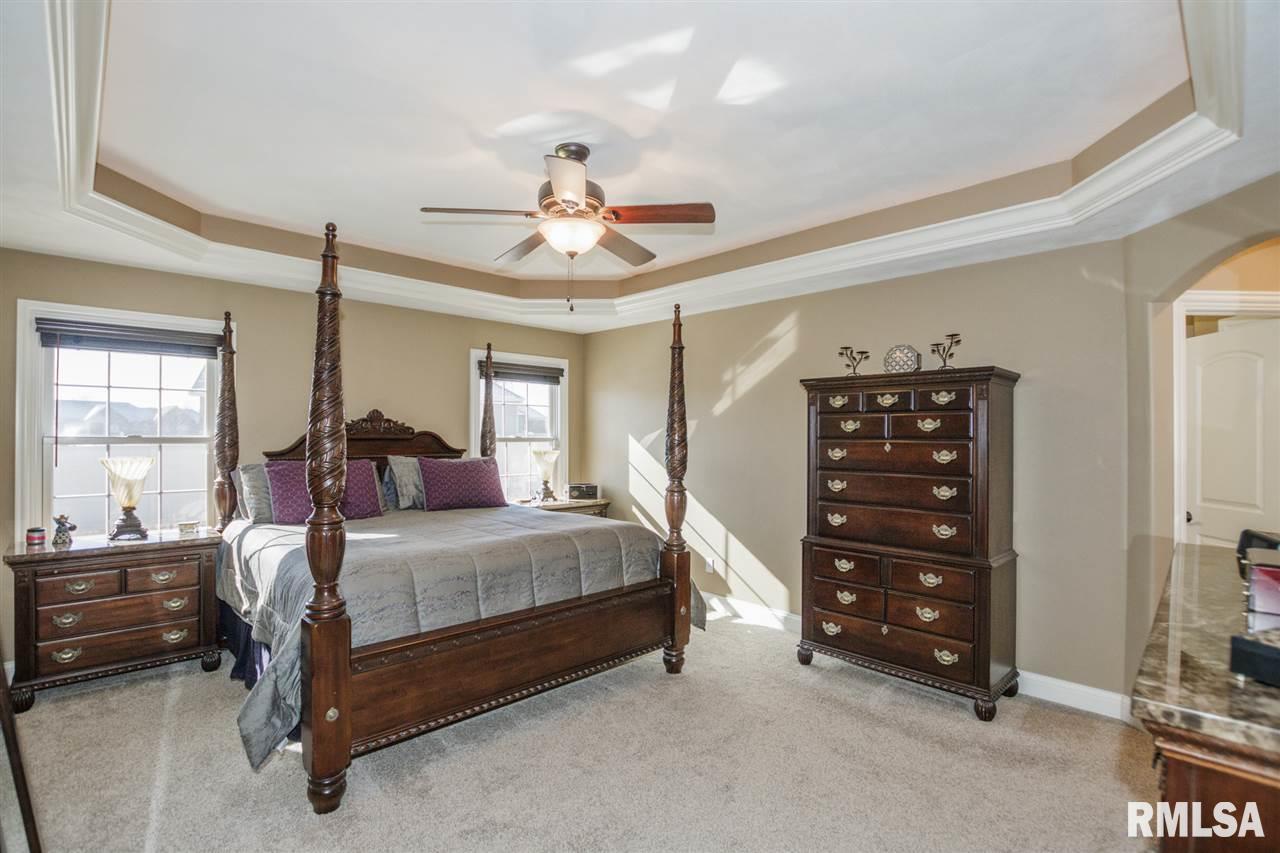 4 Bishops Court Washington, IL 61571 - Photo 15 of 36 Gallery Image 15