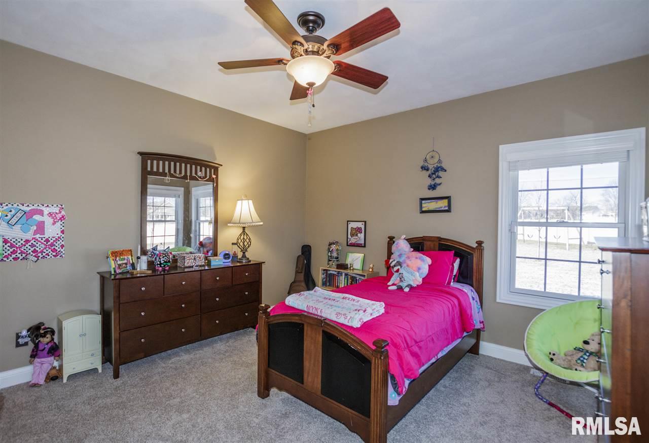 4 Bishops Court Washington, IL 61571 - Photo 20 of 36 Gallery Image 20