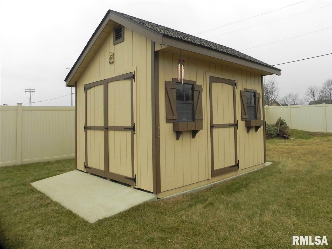 4 Bishops Court Washington, IL 61571 - Photo 31 of 36 Gallery Image 31