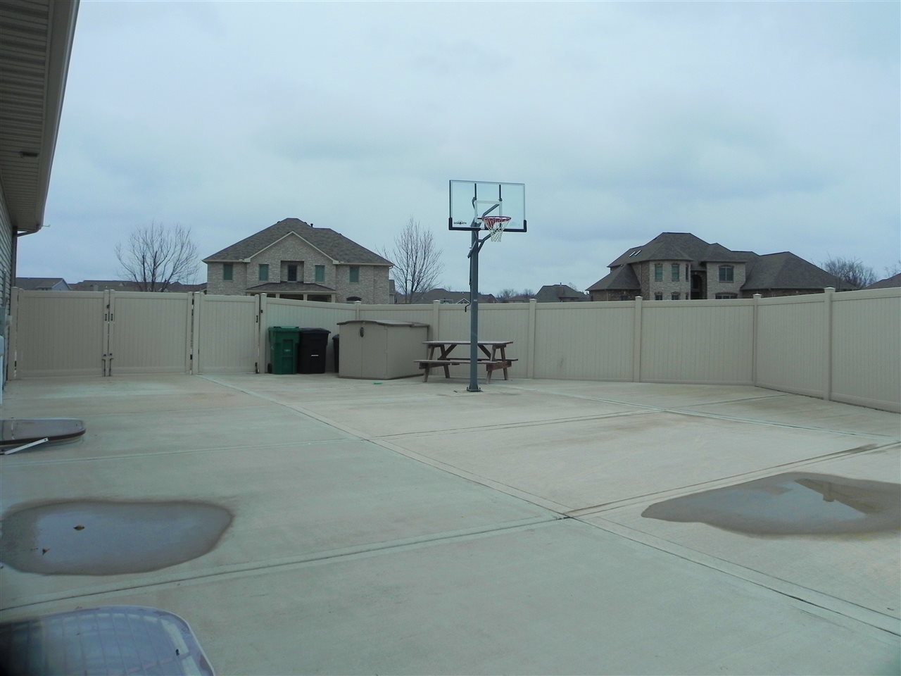 4 Bishops Court Washington, IL 61571 - Photo 34 of 36 Gallery Image 34
