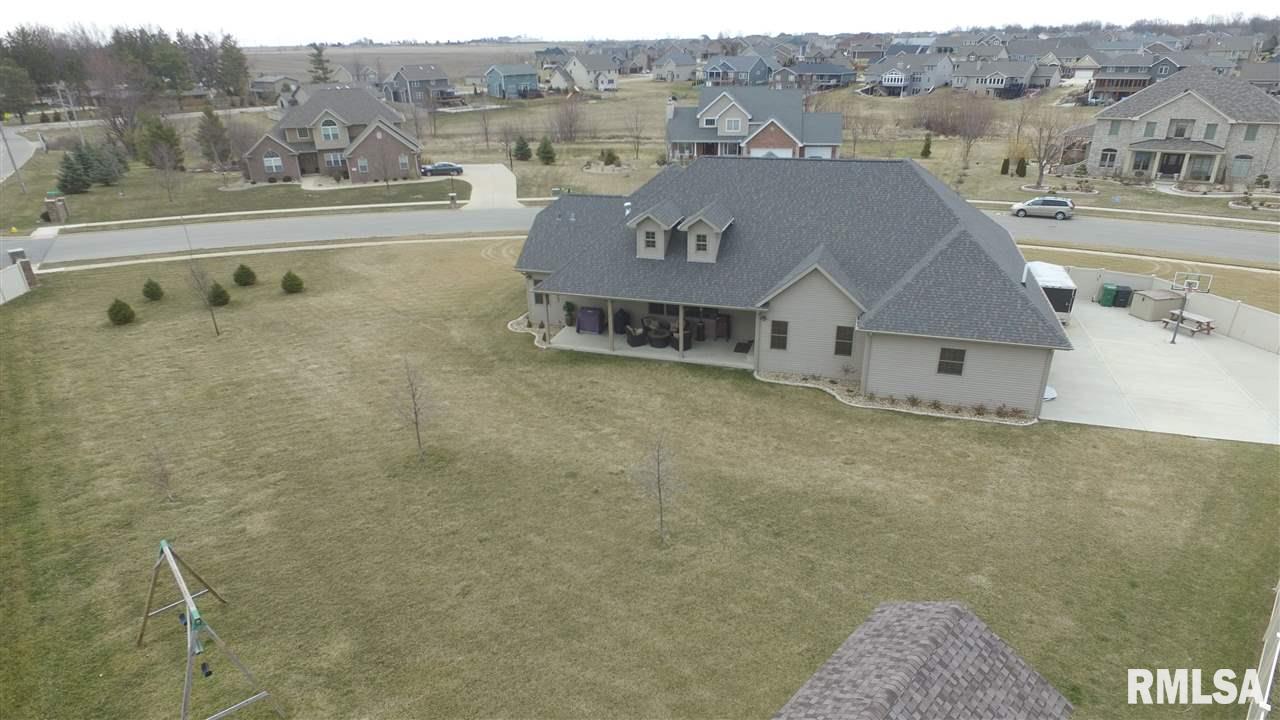 4 Bishops Court Washington, IL 61571 - Photo 35 of 36 Gallery Image 35