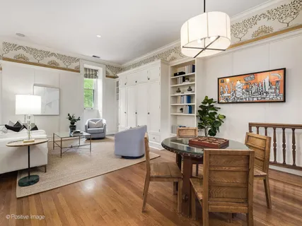 $6,000,000 | 1454 North Dearborn Street, Chicago, IL 60610