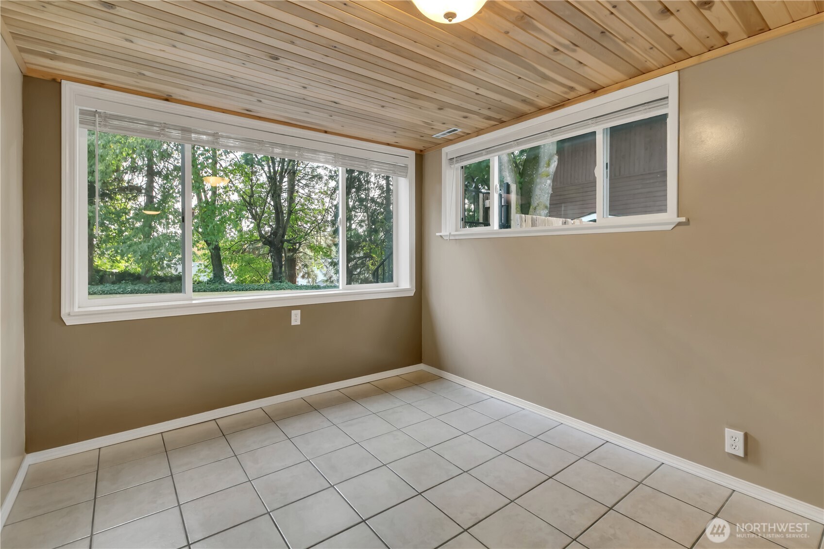 13733 Southeast 272nd Street Kent, WA 98042 - Photo 27 of 40 a view of an empty room with a window